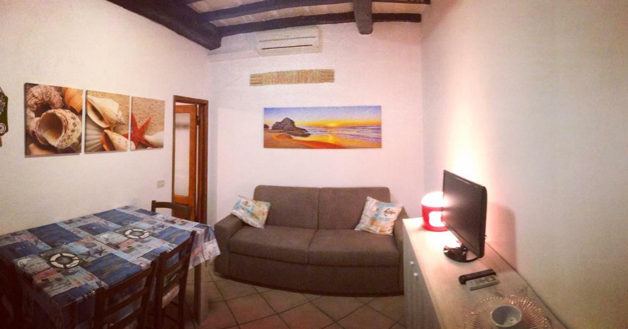 Appartamento Lungomare مارتْشانا مارينا المظهر الخارجي الصورة