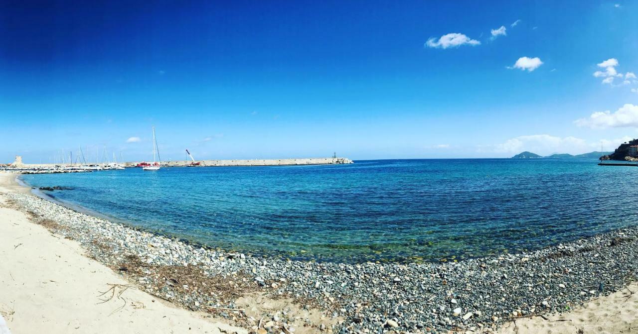 Appartamento Lungomare مارتْشانا مارينا المظهر الخارجي الصورة